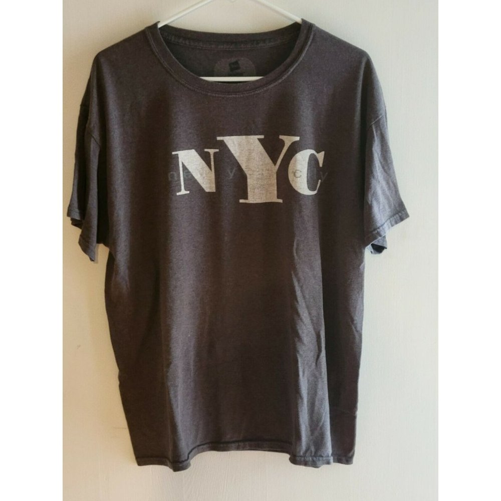 Hanes Graphic NYC Collage Short Sleeves Cotton blend T-Shirt Large